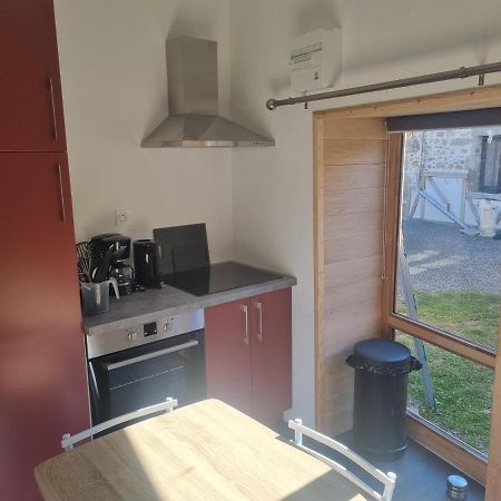 Jolie Petite Maison Dans Village Fortifie Brigueuil エクステリア 写真